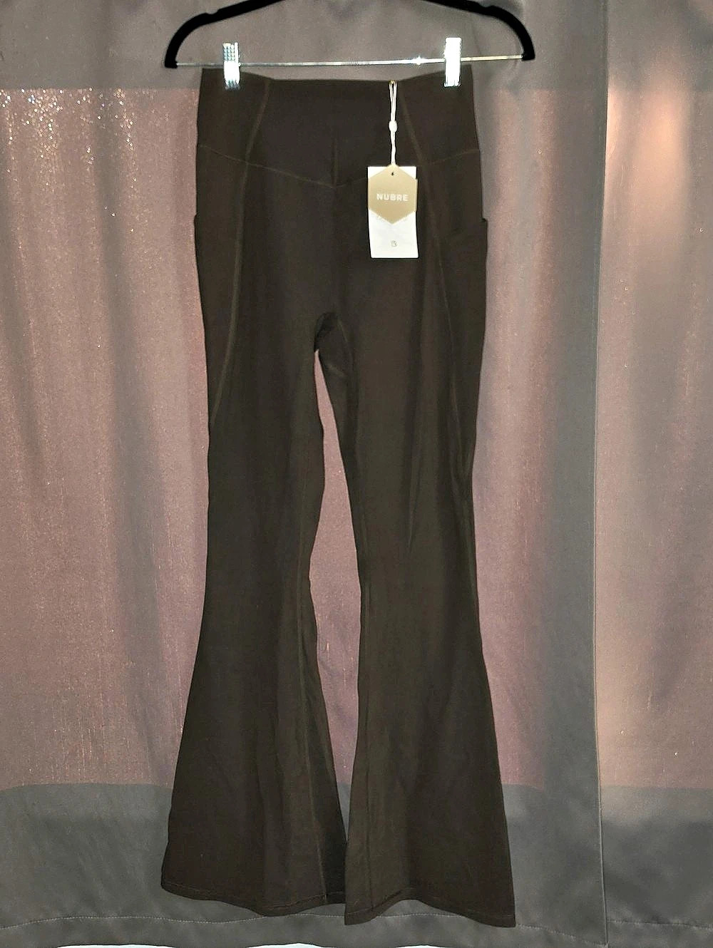 Buffbunny Collection Contour Pocket Flare Pants in Cold Brew Large NWT